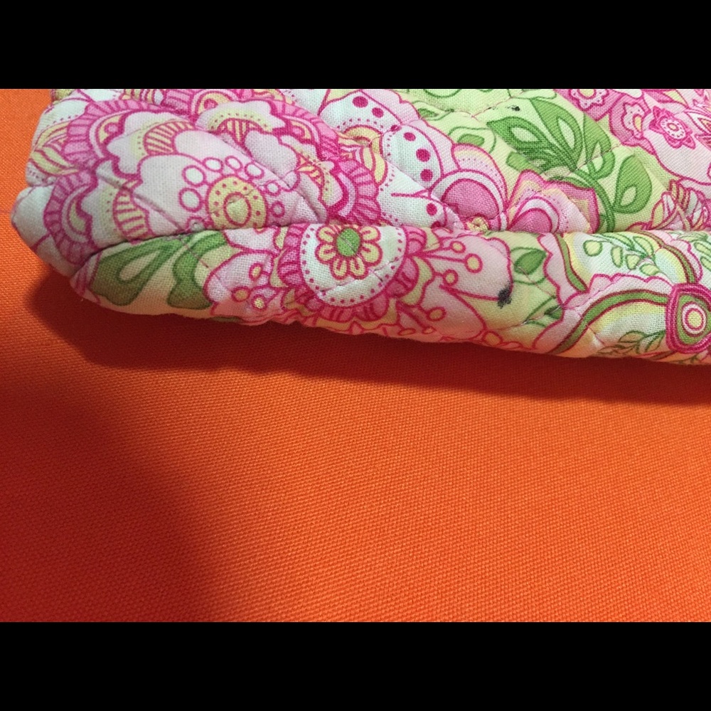Vera Bradley Crossbody - Picture 6 of 6